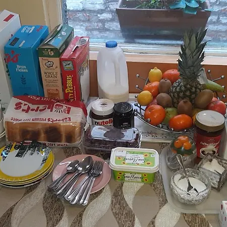 Hostel Phoenix Nights *